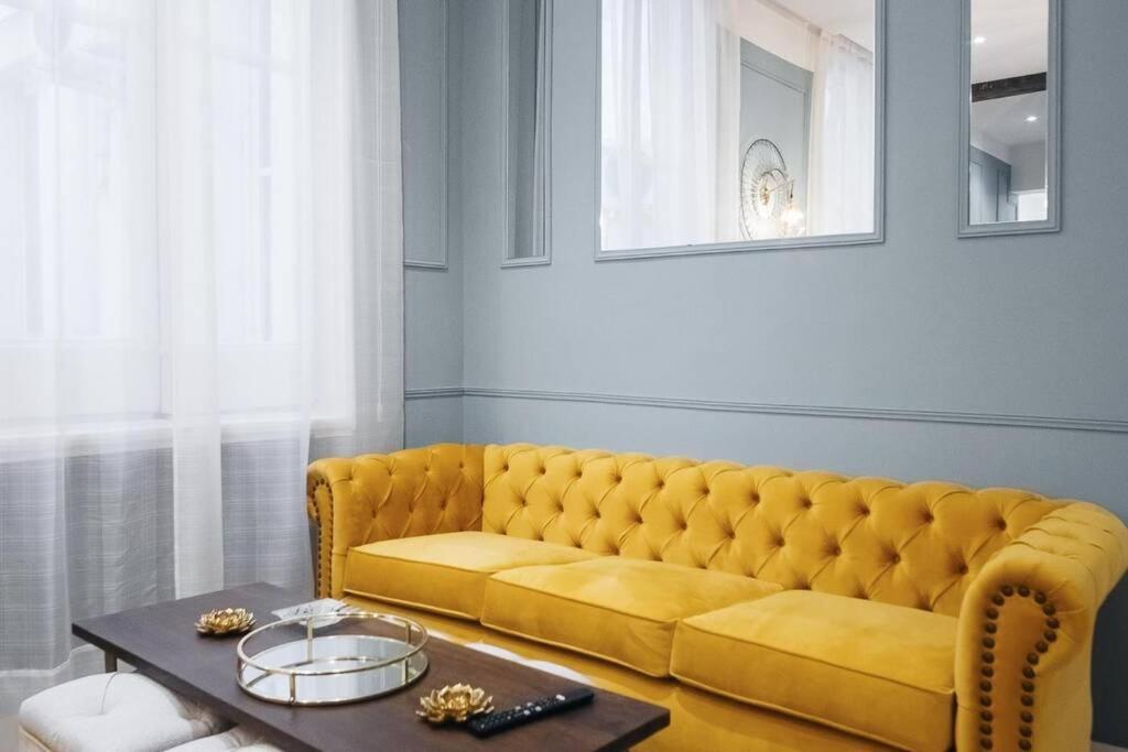 Apartamentos Plaza De Pedro Zerolo III Madrid Bagian luar foto